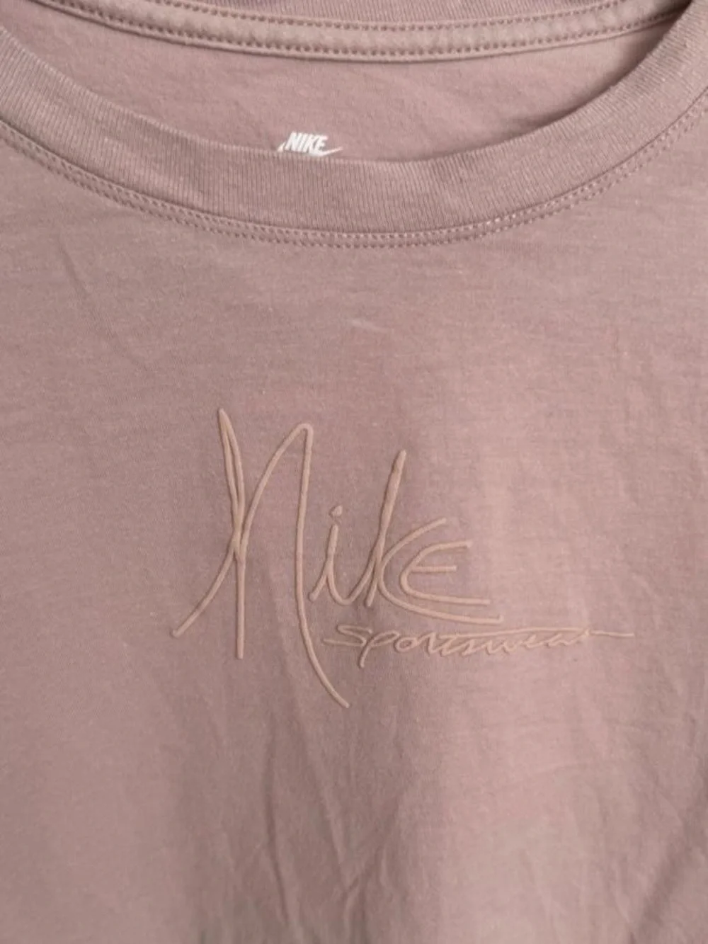 Nike Women's Pink Cropped Crew Tee